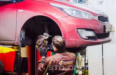 Замена задних тормозных дисков и колодок КИА Сид (подробные фото)