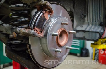 Замена задних тормозных дисков и колодок КИА Сид (подробные фото)