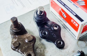 Замена шаровой опоры КИА Соренто (подробные фото)