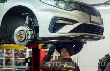 Замена тормозных колодок и масла АКПП КИА Оптима (подробные фото)