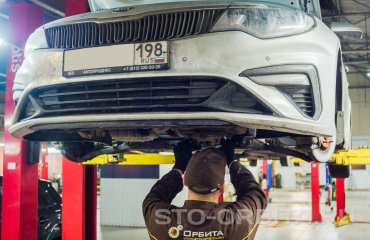 Замена тормозных колодок и масла АКПП КИА Оптима (подробные фото)